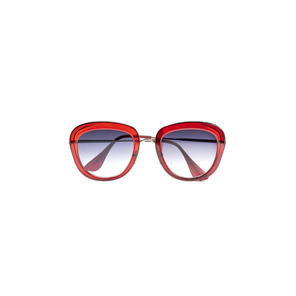 نظارة شمسية بإطار أحمر